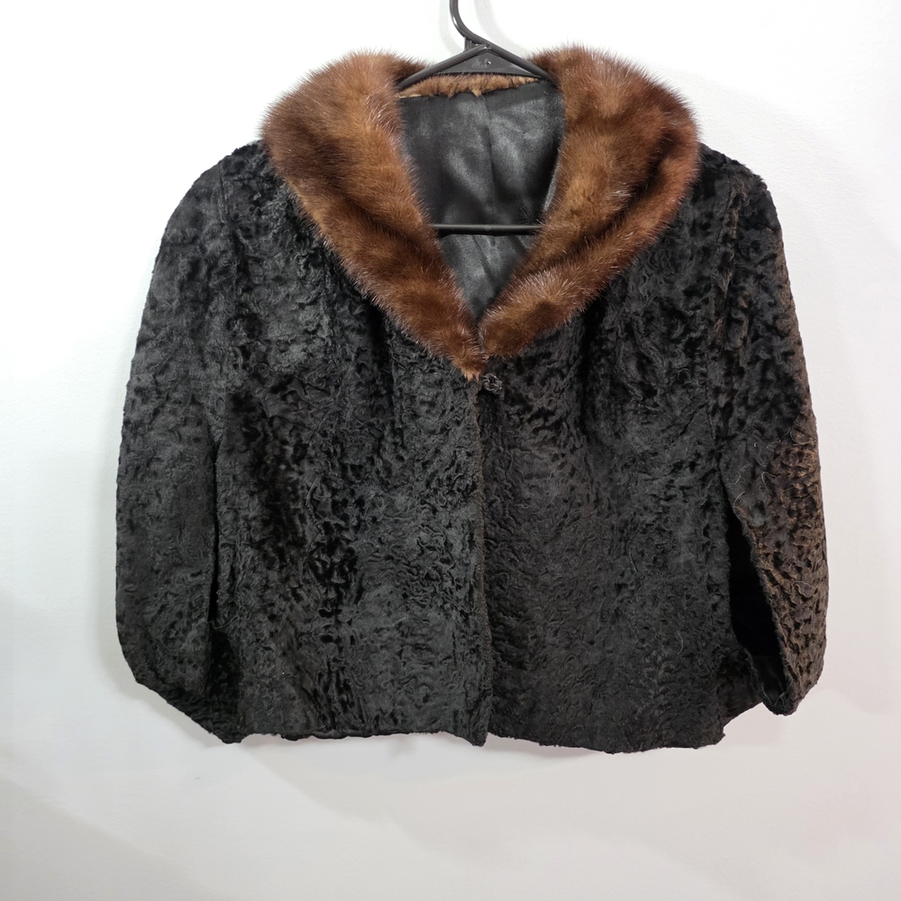 Luxurious Fun Vintage Black Faux Fur Shawl with Brown Collar Clasp And Arm Holes
